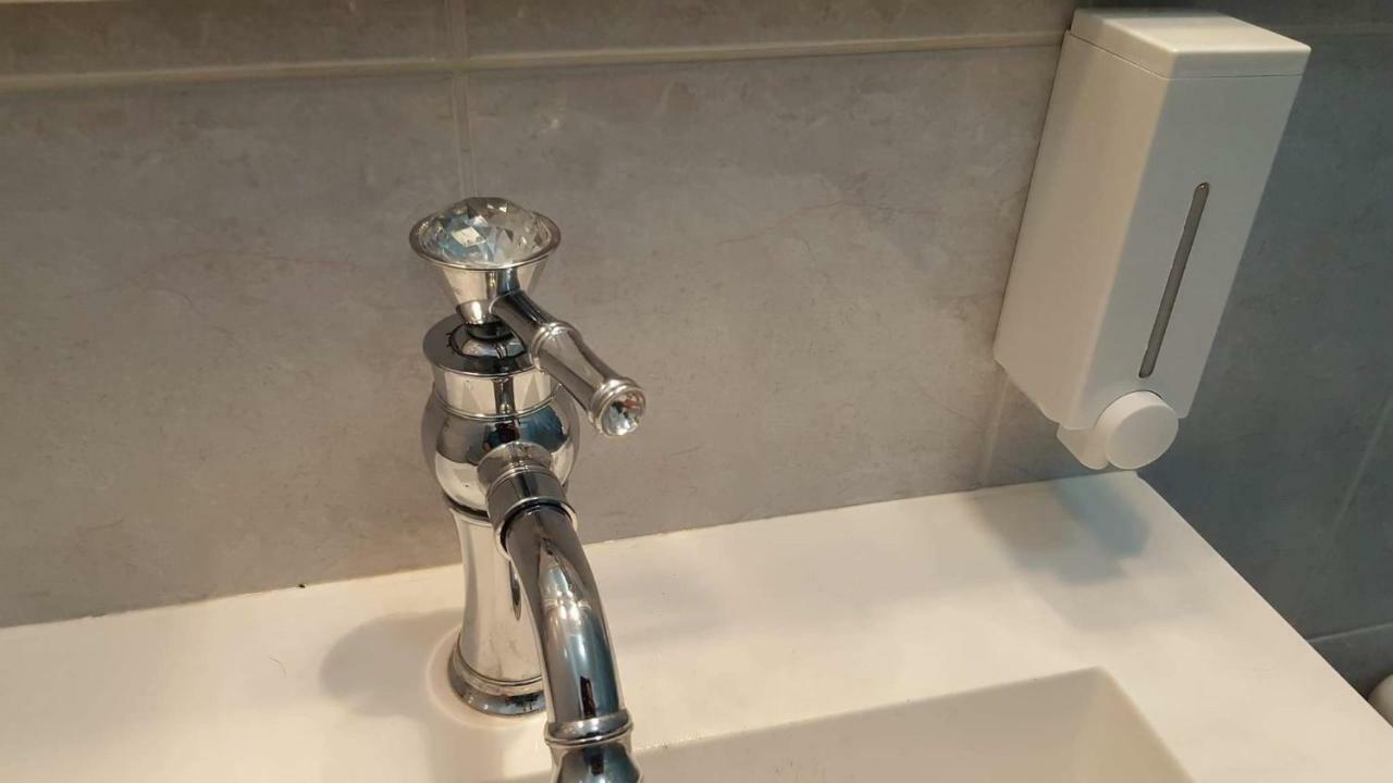 Ivoton Home Paphos Eksteriør bilde