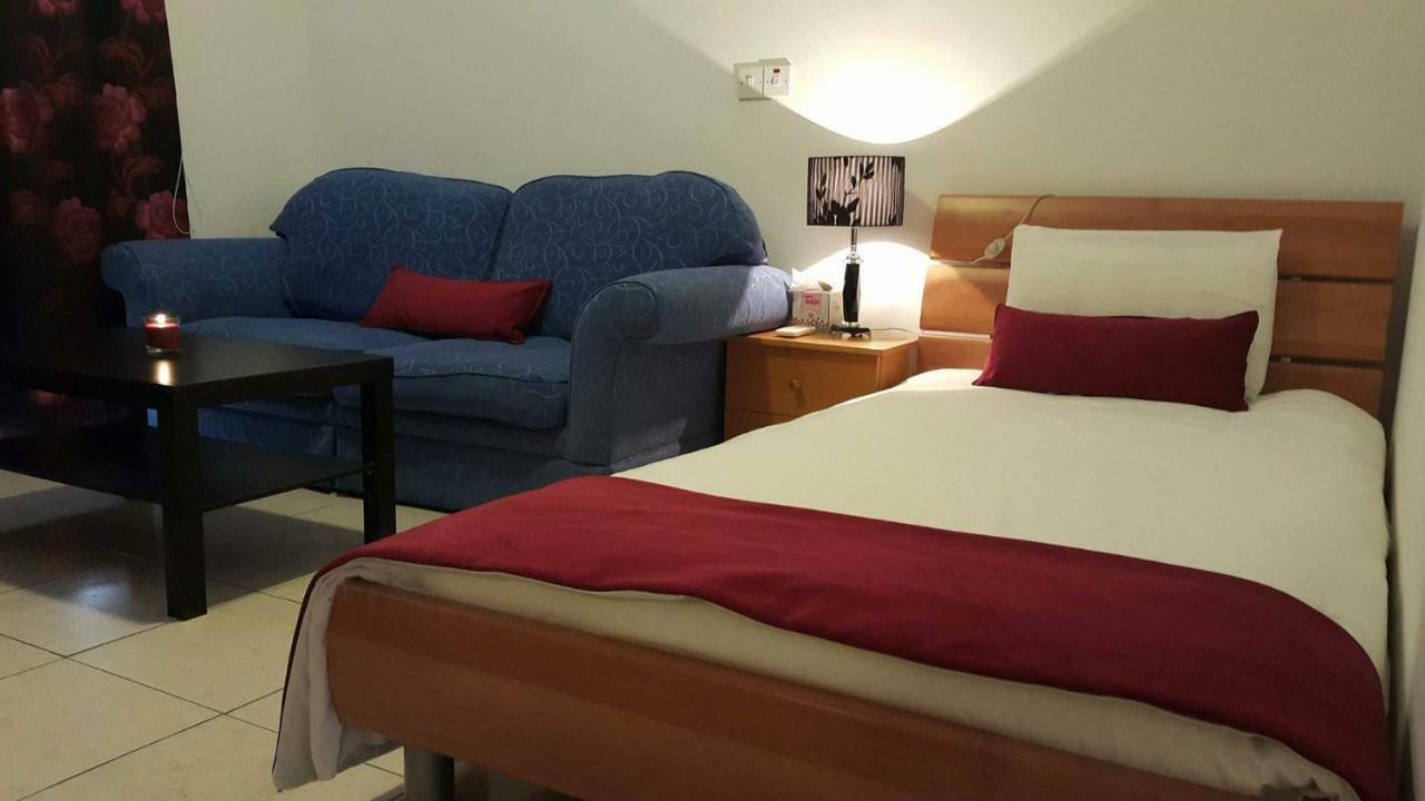 Ivoton Home Paphos Eksteriør bilde